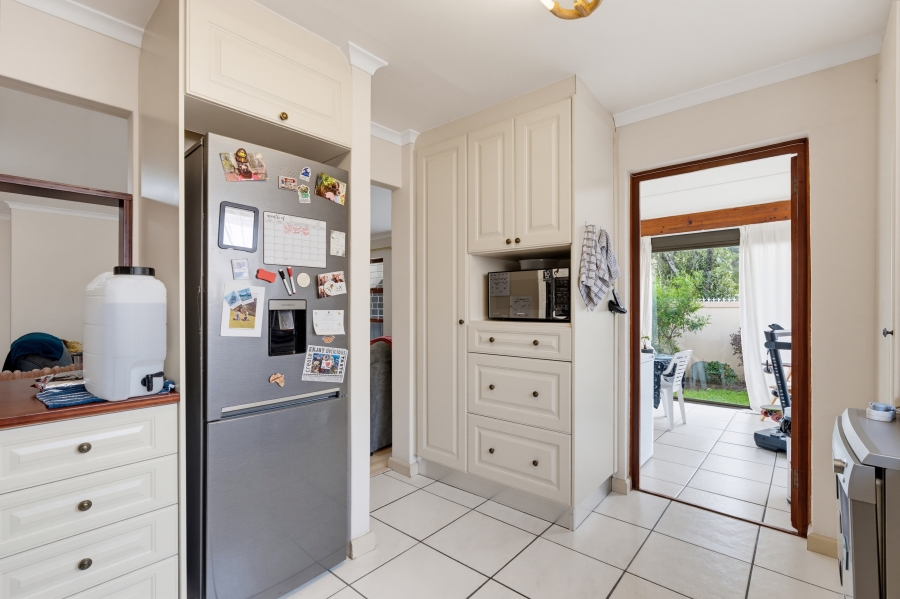 3 Bedroom Property for Sale in Edgemead Western Cape